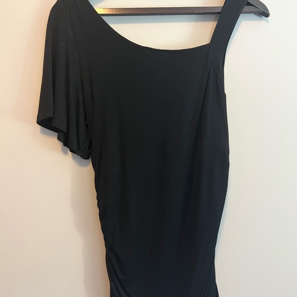 Black one shoulder top - Picture 2 of 4